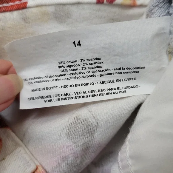 Gloria Vanderbilt Amanda Floral Shorts Womens 14 White Pink Orange Blue - Picture 8 of 13